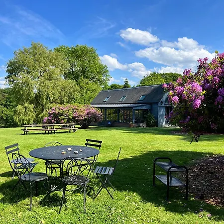 Maison De Campagne Avec Tres Beau Jardin Paysage *