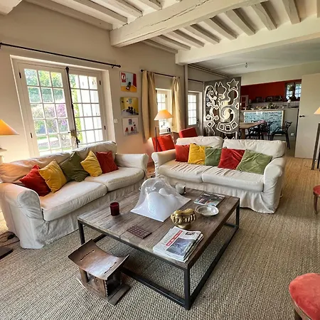 Maison De Campagne Avec Tres Beau Jardin Paysage Holiday home *
